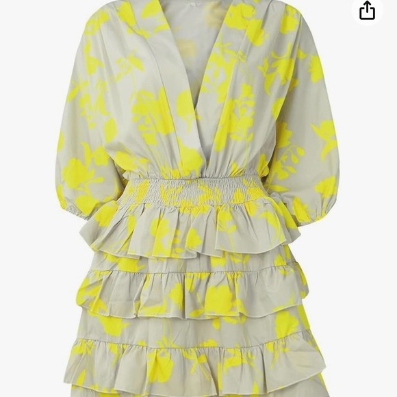 Amazon Dresses & Skirts - 🎱 2/$20 Plunging V-Neck Dress with Ruffles